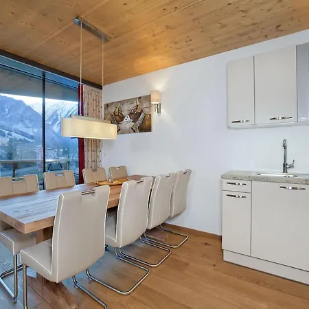 Apartment Modern With Balcony And Access To Sauna *